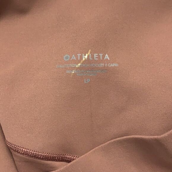 Athleta Salutation Stash Pocket II Capri - Picture 8 of 8